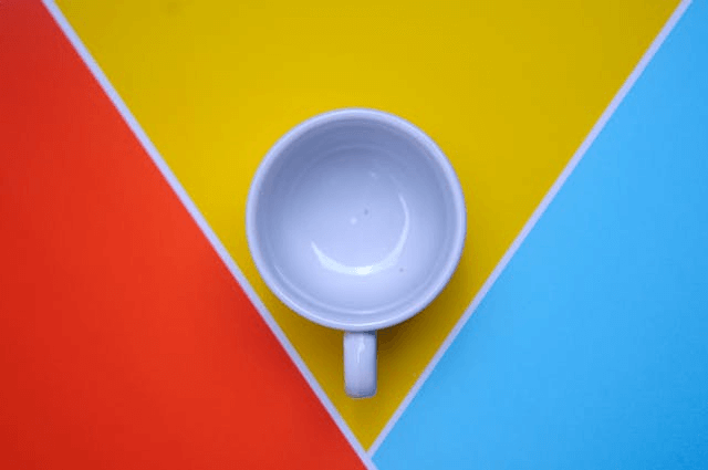 In this example, we divide a PNG image of a ceramic cup into large blocks of 60×60 pixels and sort them in random order. We also add a black border of 3 pixels around each block and add a 10-pixel spacing between the blocks. Additionally, we add a 20-pixel padding around the entire PNG and fill the background with white color. (Source: Pexels.)