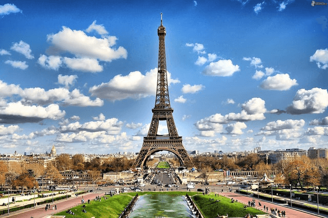 In this example, we crop the upper part from a PNG photo that shows the Eiffel tower. We leave the X and Y positions blank so that they are set to the top-left corner (0, 0) of the PNG, and we also leave the width option empty that crops the entire width of the PNG. (Source: Pexels.)